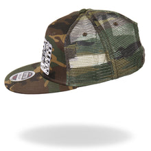 Load image into Gallery viewer, 2nd Amendment Snap Back Camo Mesh Cap
